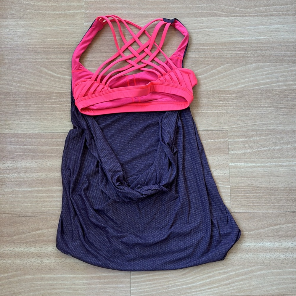 Womens Lululemon Size Small - Picture 2 of 2